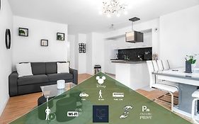 *DISNEYLAND/SERRIS* superbe appartement de standing